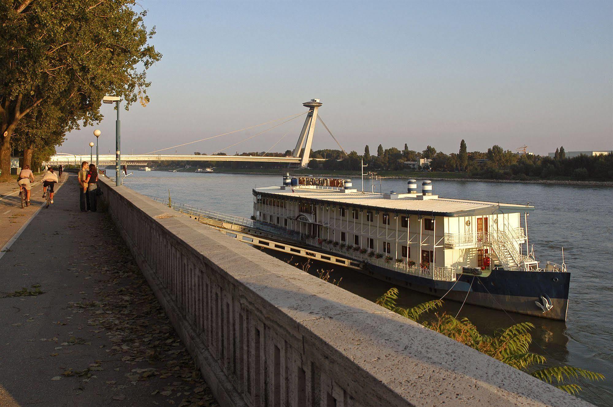Botel Marina Μπρατισλάβα Εξωτερικό φωτογραφία